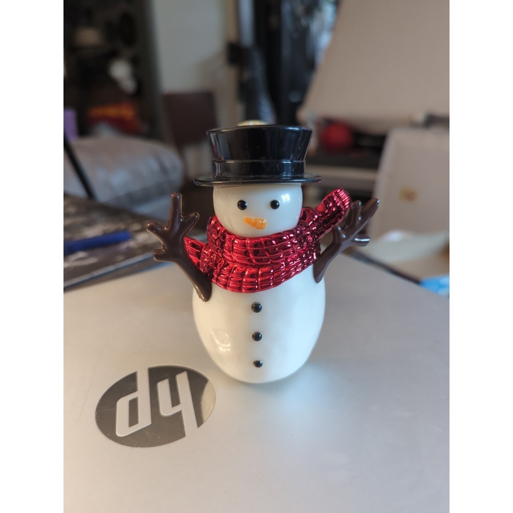 Bath & Body Works Wallflower Diffuser Christmas Old Fashioned Snowman